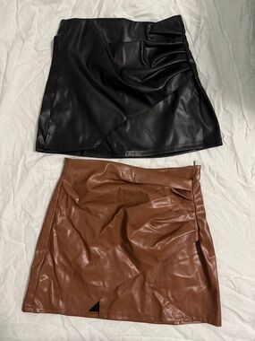 Faux Leather Mini Skirt - Black / Brown